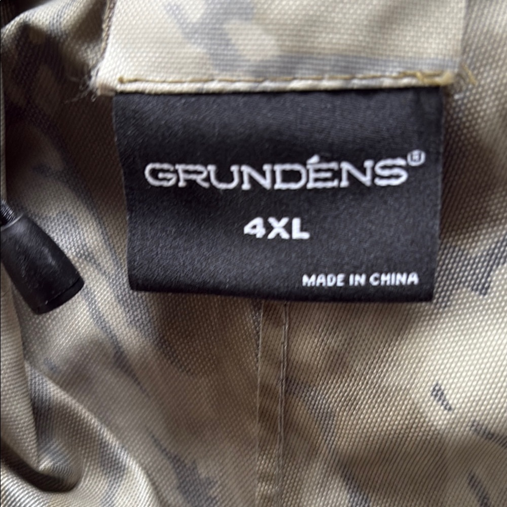 Grundens Neptune Hooded Camouflage Fishing Jacket. Size 4XL. Excellent Condition - Picture 3 of 7